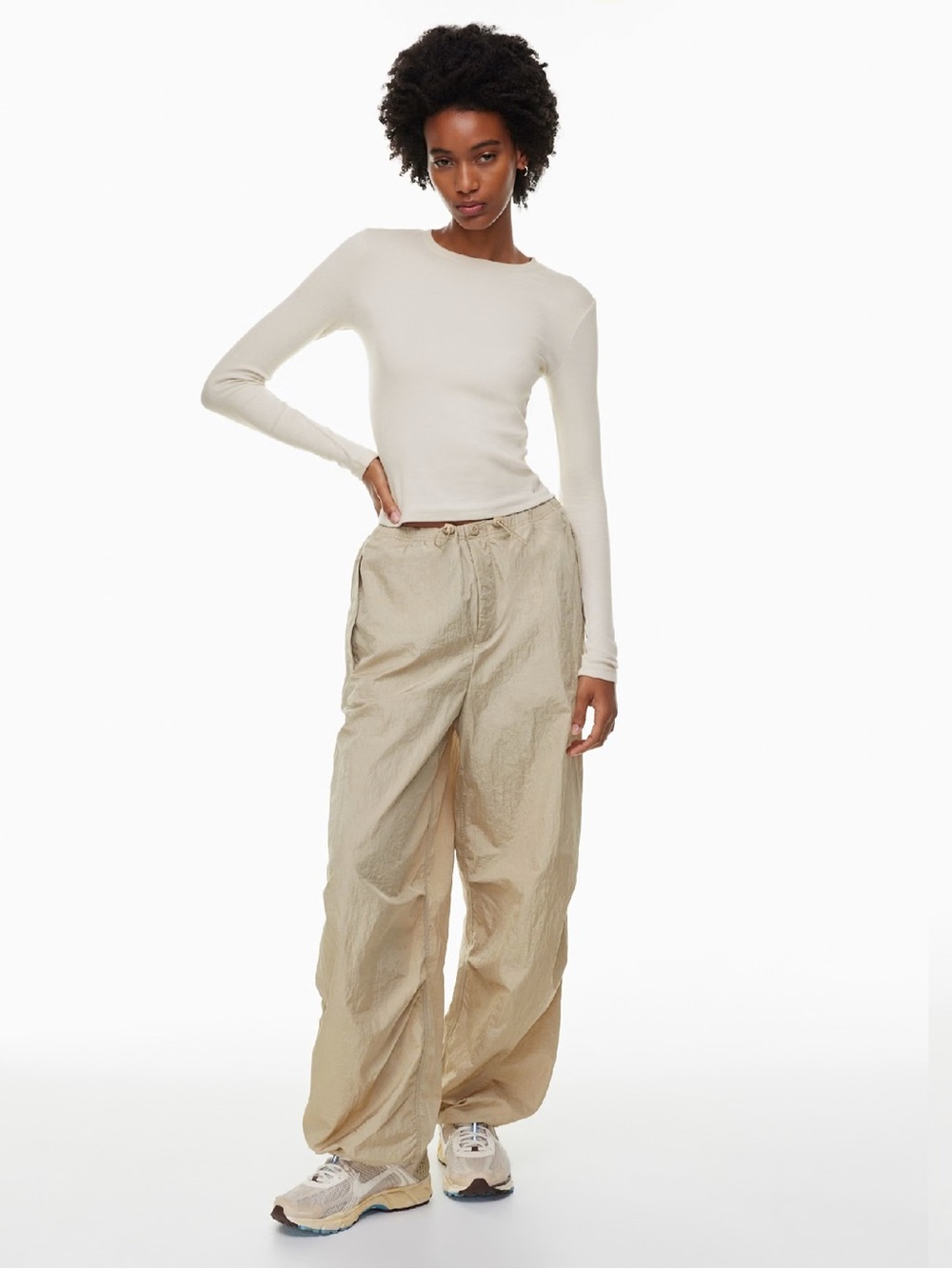 NWT TNA Aritzia Aviator Parachute Cargo Pants Large